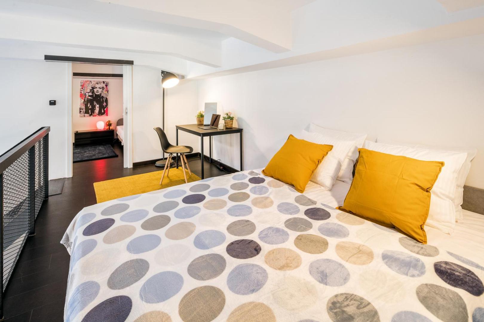 Apartments With Large Balcony, Parking Prague