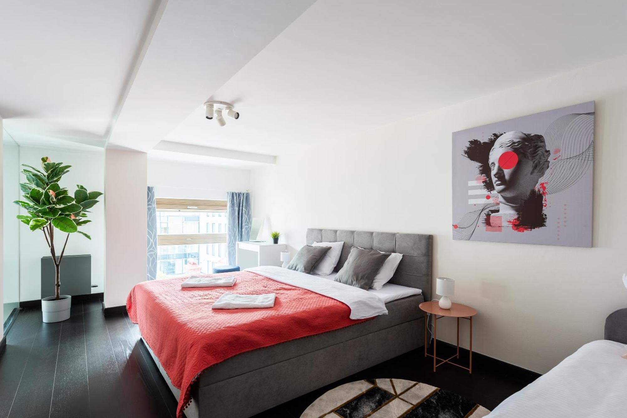 Apartments With Large Balcony, Parking Prague Apartmán *