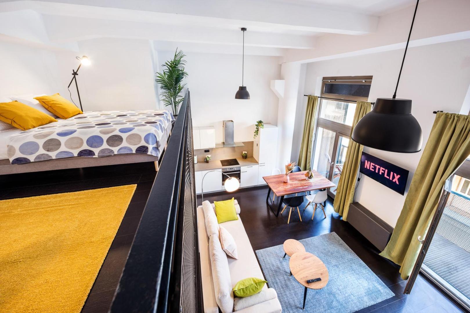 Apartments With Large Balcony, Parking Prague Apartmán