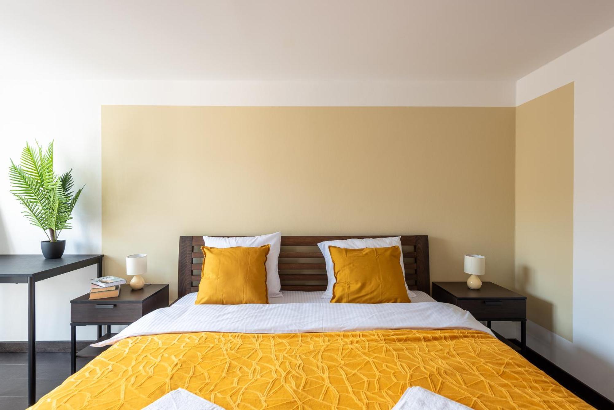 Apartments With Large Balcony, Parking Prague Apartmán *