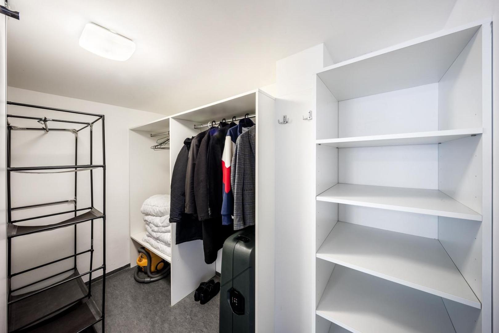 Apartments With Large Balcony, Parking Prague *