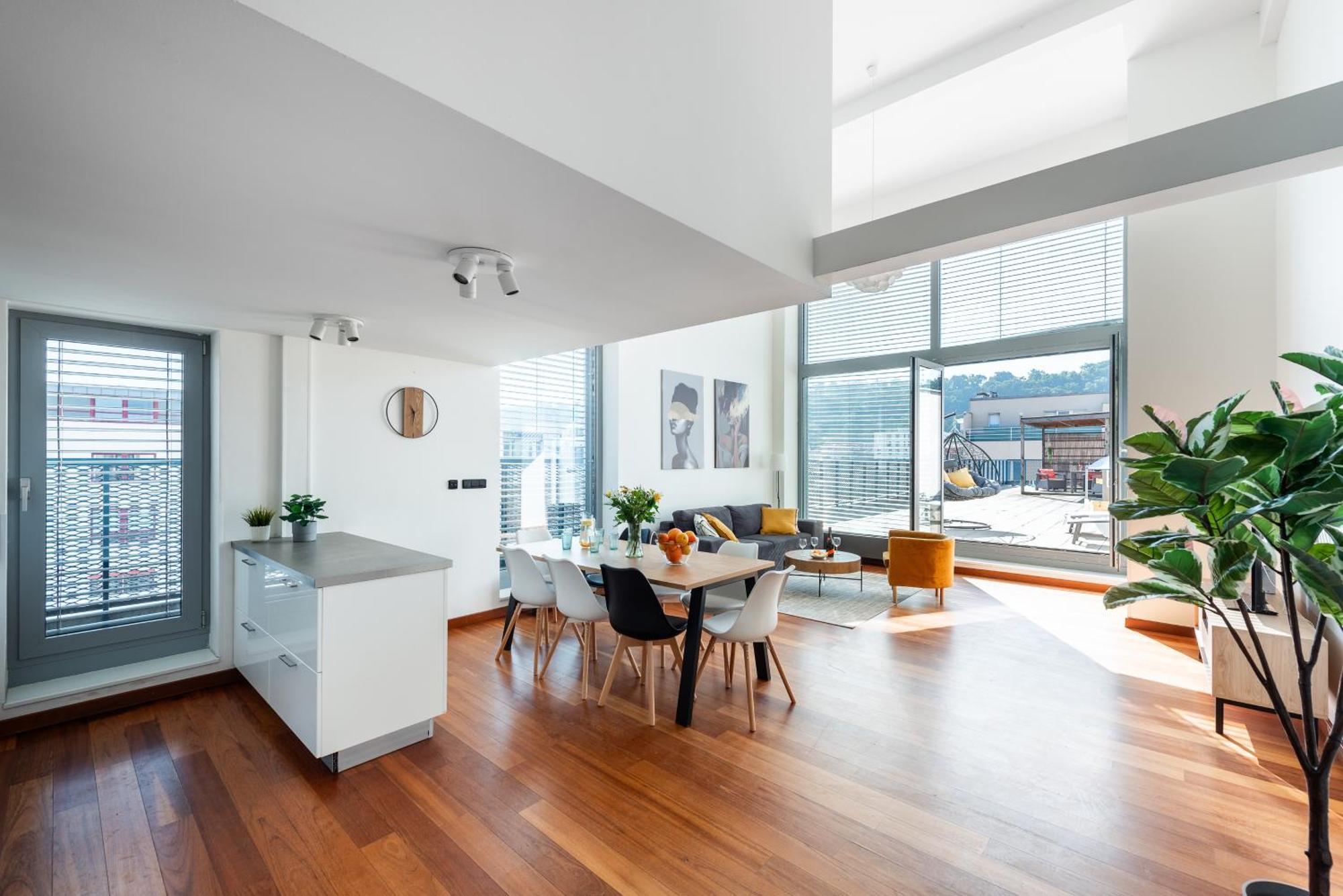 Apartmán Apartments With Large Balcony, Parking Prague *