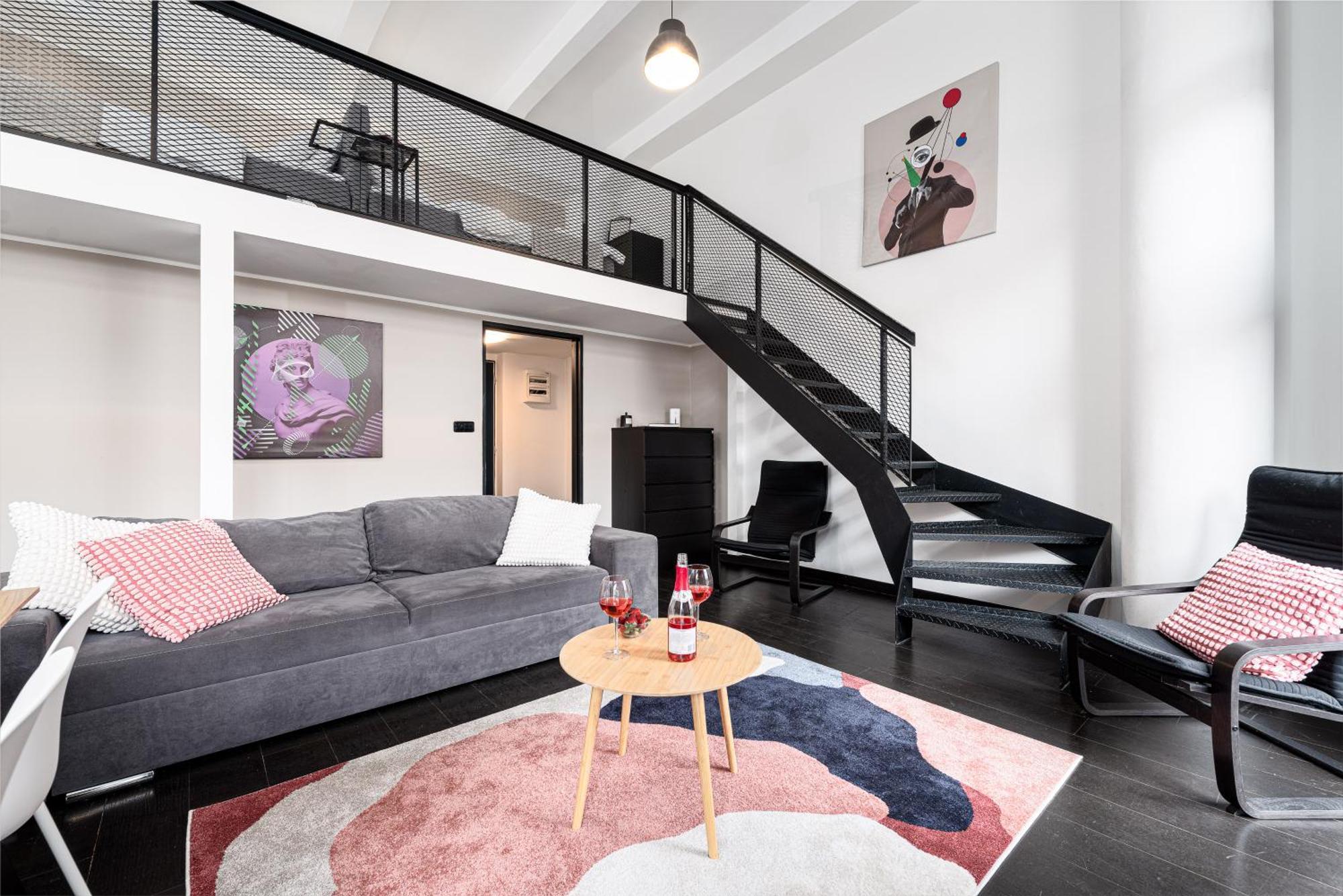 Apartments With Large Balcony, Parking Prague Apartmán *
